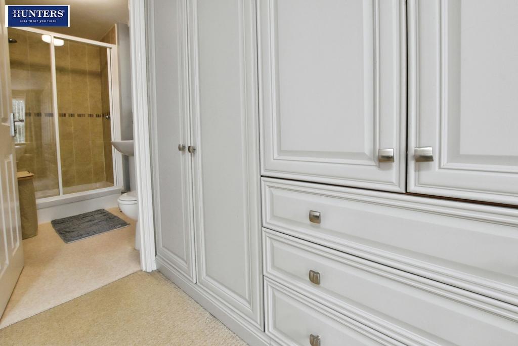 Master ensuite