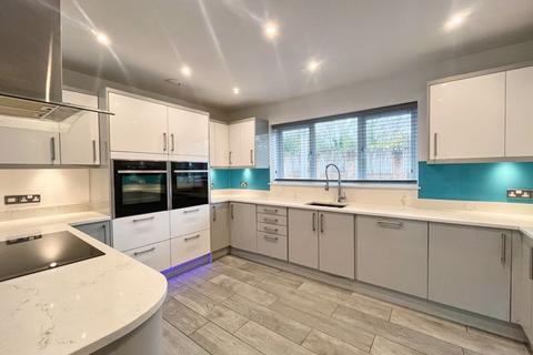 3 bedroom detached bungalow for sale, Tennant Grove, Neath, SA10 6ES
