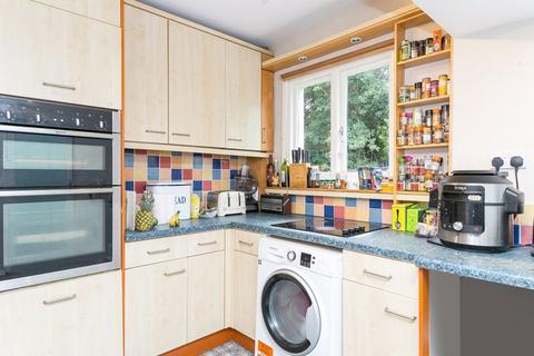 3 bedroom semi-detached house for sale, Yew Tree Walk, Purley