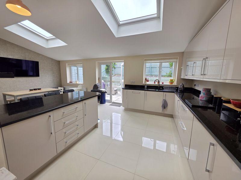 Kitchen/Breakfast/Family Room Additional Image