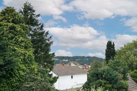 undefined, Ffordd Naddyn, Glan Conwy