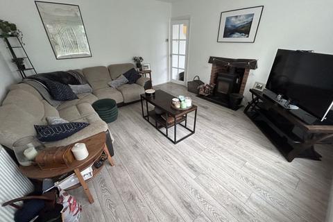 undefined, Ffordd Naddyn, Glan Conwy