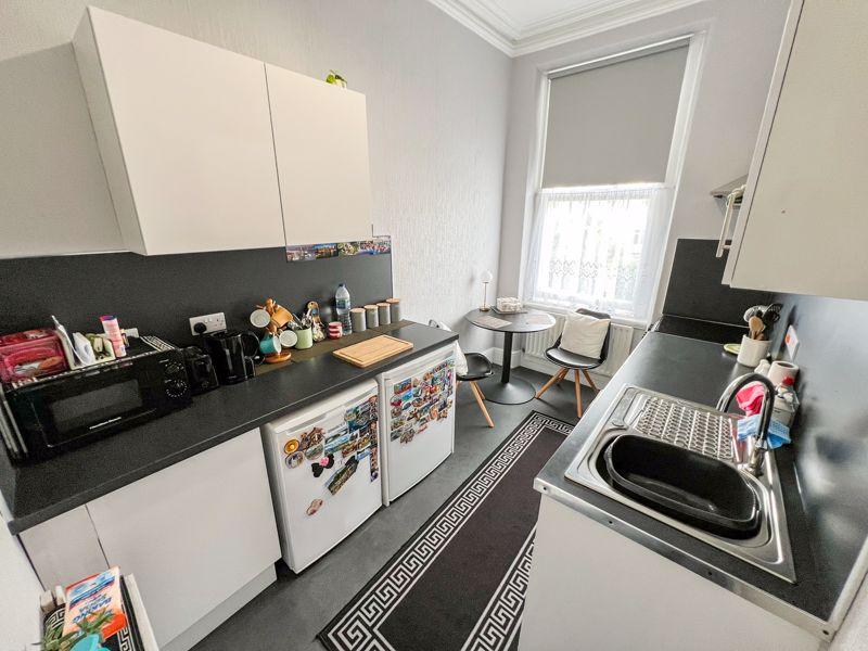 4 Clifton Terrace,