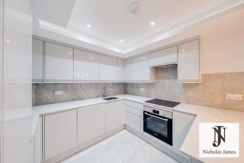 Studio to rent, Ferntower Road, Highbury, London, N5 2JG