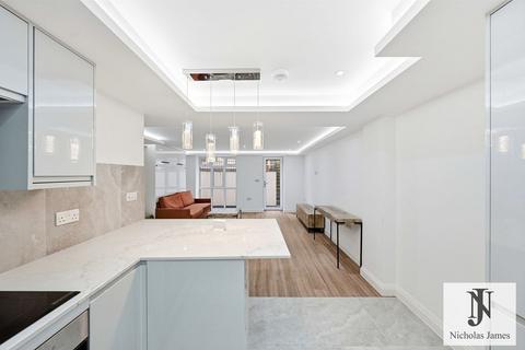 Studio to rent, Ferntower Road, Highbury, London, N5 2JG