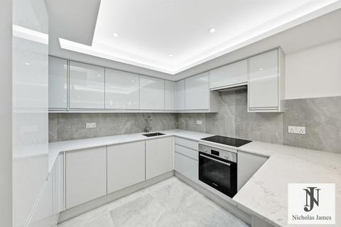 Studio to rent, Ferntower Road, Highbury, London, N5 2JG