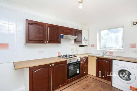 3 bedroom flat to rent, Sundridge Parade, Plaistow Lane, Bromley, BR1