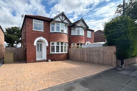 3 bedroom semi-detached house for sale, Crofton Avenue, Altrincham WA15