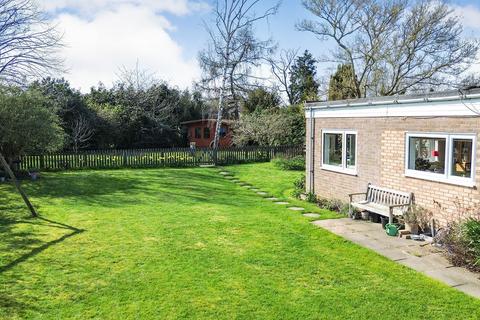 undefined, Beauchamp Place, Bedford MK44