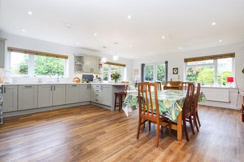 undefined, Beauchamp Place, Bedford MK44