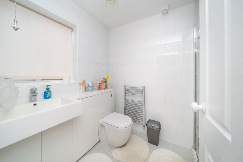 Bedroom 1 en suite