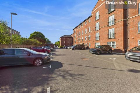 2 bedroom apartment for sale, St. Georges Parkway, Stafford ST16