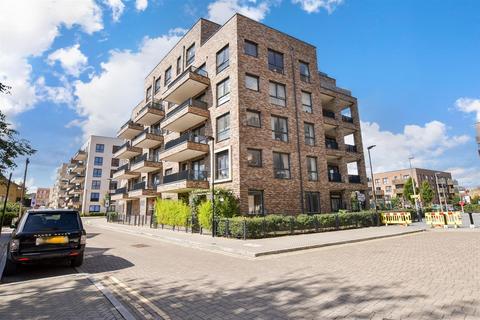 1 bedroom ground floor flat for sale, Troubridge Square, Walthamstow