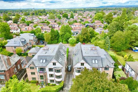 2 bedroom penthouse for sale, Moss Lane, Cheshire M33