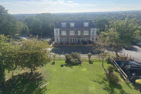 2 bedroom flat for sale, Benwick Court, London SE20