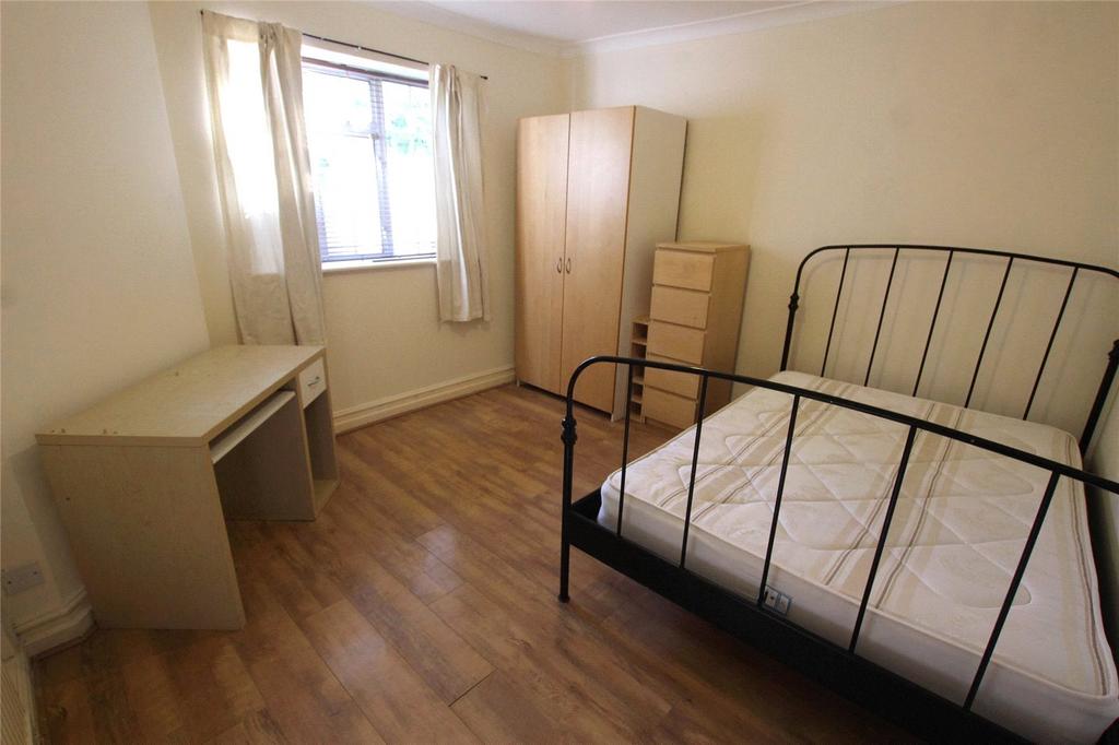 Apartment in Prusom Street - View 4