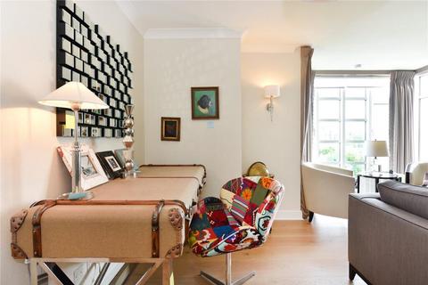 3 bedroom apartment to rent, Abbey Road, London NW8