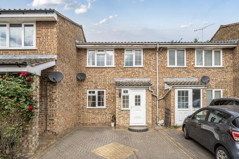 4 Narborough Close, Uxbridge, UB10 8TN