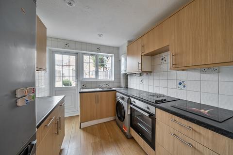 4 Narborough Close, Uxbridge, UB10 8TN