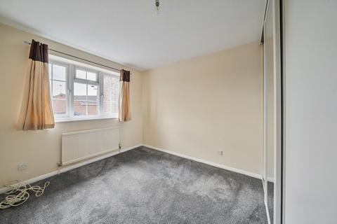 4 Narborough Close, Uxbridge, UB10 8TN