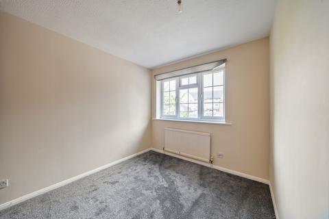 4 Narborough Close, Uxbridge, UB10 8TN