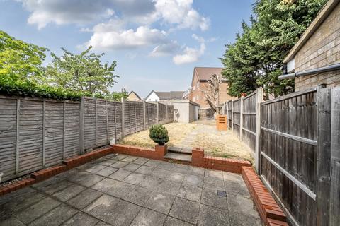 4 Narborough Close, Uxbridge, UB10 8TN