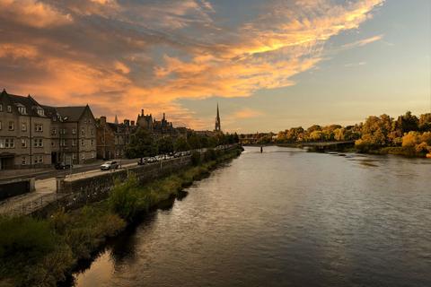 2 bedroom flat for sale, Tay Street, Perth PH2