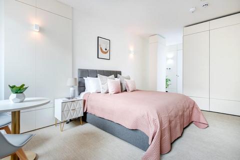 Studio to rent, Staines Road, Hounslow TW3