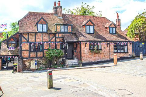undefined, The Square, Hamble, Southampton, SO31