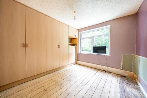 3 bedroom semi-detached house for sale, Hollin Hill Drive, Oakwood, Leeds