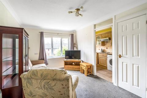 1 bedroom retirement property for sale, Hanover Court, Milton Court Lane, Dorking, Surrey, RH4