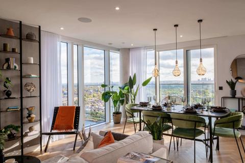 3 bedroom flat for sale, Woodberry Down, Finsbury Park, London, N4