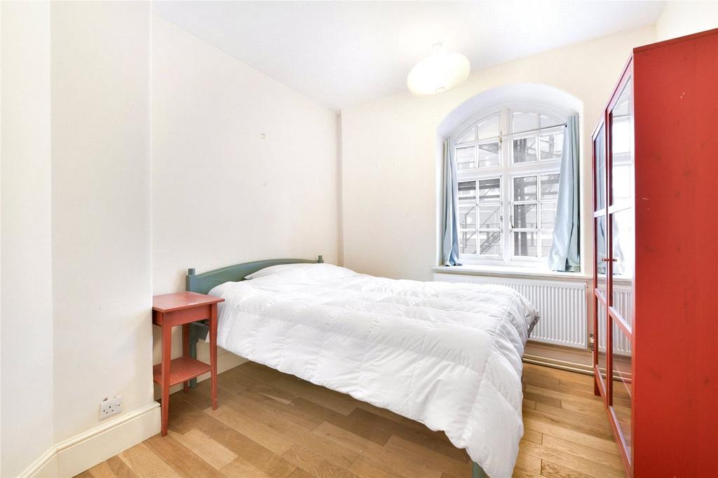 Apartment in London - View 4