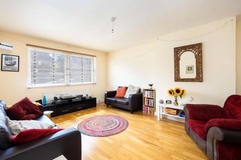 undefined, Smythe Street, Poplar, London, E14