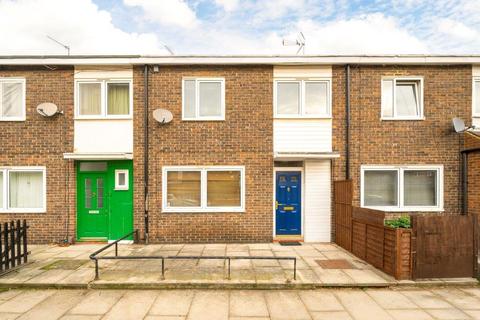 undefined, Smythe Street, Poplar, London, E14