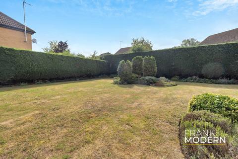 18 Riverside Gardens, Peterborough, PE3 6GE