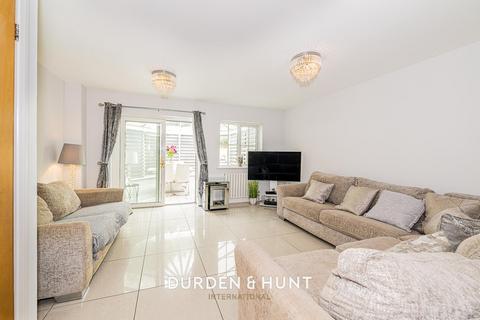 3 bedroom link detached house for sale, Retreat Way, Chigwell, IG7