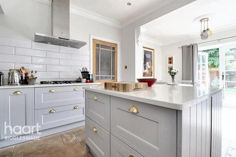 4 bedroom detached house for sale, Bedford Road, Sandy