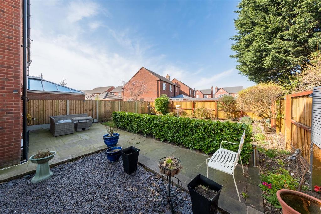4 Winnington Old Lane -017.jpg