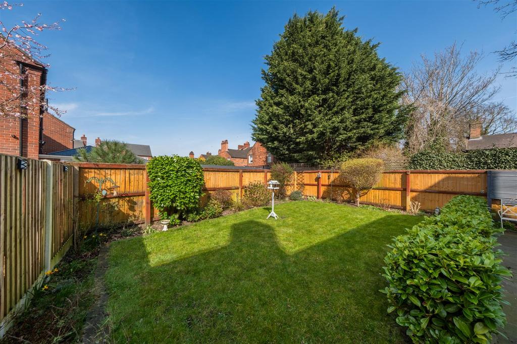 4 Winnington Old Lane -019.jpg