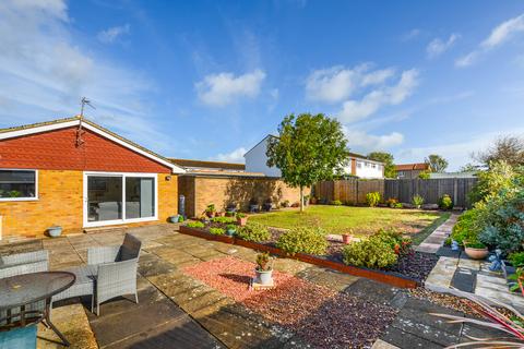 4 Cornwallis Close, Eastbourne, BN23 6AU