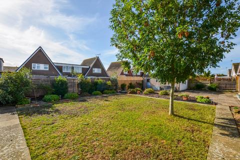 4 Cornwallis Close, Eastbourne, BN23 6AU