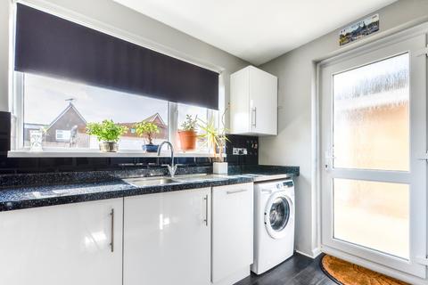 4 Cornwallis Close, Eastbourne, BN23 6AU