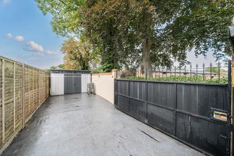 130 High Street, Harefield, Uxbridge, UB9 6DA
