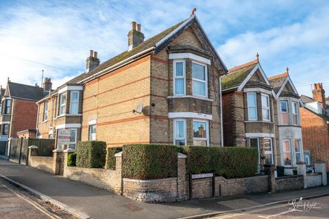 Moorgreen Road, Cowes