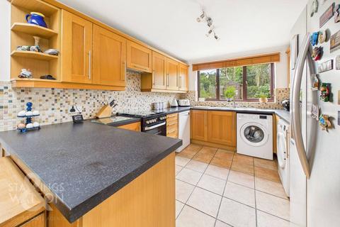 4 bedroom detached house for sale, Tuttles Lane West, Wymondham