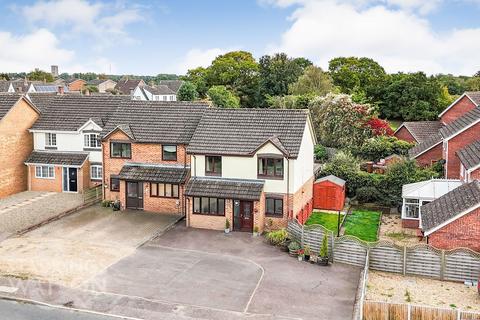 4 bedroom detached house for sale, Tuttles Lane West, Wymondham
