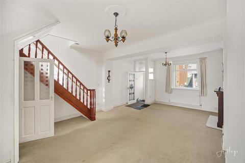 2 bedroom terraced house for sale, Fleet Street, Sandfields, Swansea