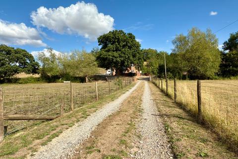 4 bedroom detached house for sale, Gabb Lane, Gloucester GL19