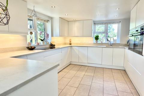 4 bedroom detached house for sale, Gabb Lane, Gloucester GL19